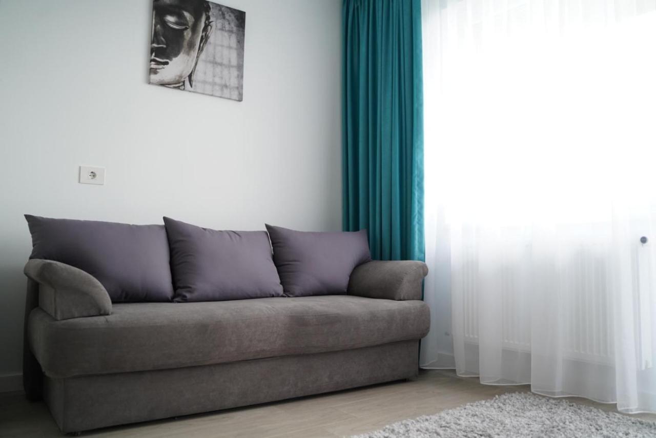 Silence Appartments Орадеа Екстериор снимка